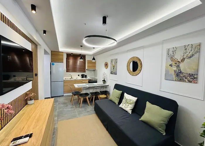Avra House Apartment
