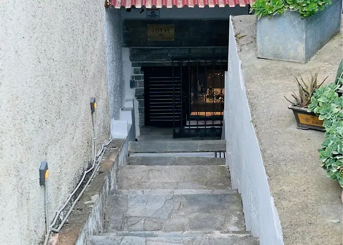 Avra House Apartment