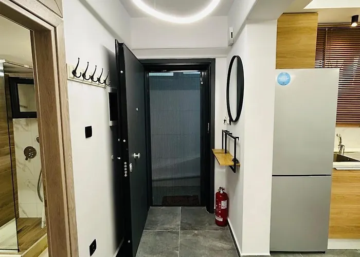 Avra House Apartment *