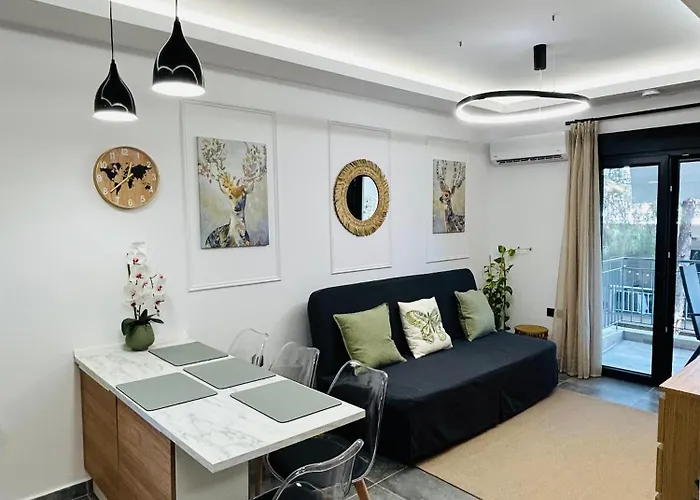 Apartment Avra House Néa Péramos