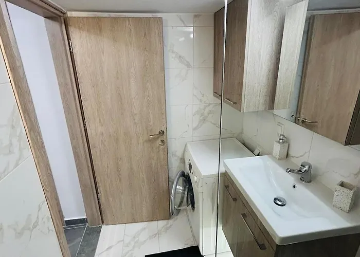 Apartment Avra House Néa Péramos
